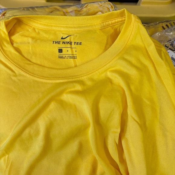 2 New Nike Dri Fit yellow long sleeve t-shirts various sizes - Picture 4 of 4